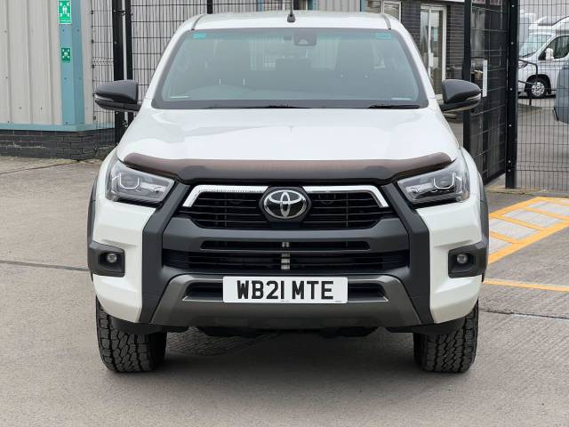 2021 Toyota Hilux 2.8 D-4D Invincible X Auto 4WD Euro 6 (s/s) 4dr